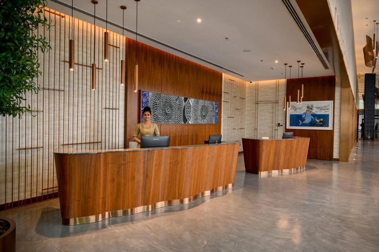מלון מנאמה Charthouse Bahrain מראה חיצוני תמונה The lobby of the hotel