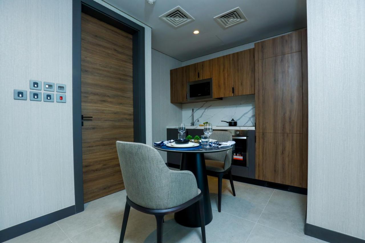מלון מנאמה Charthouse Bahrain מראה חיצוני תמונה Kitchenette