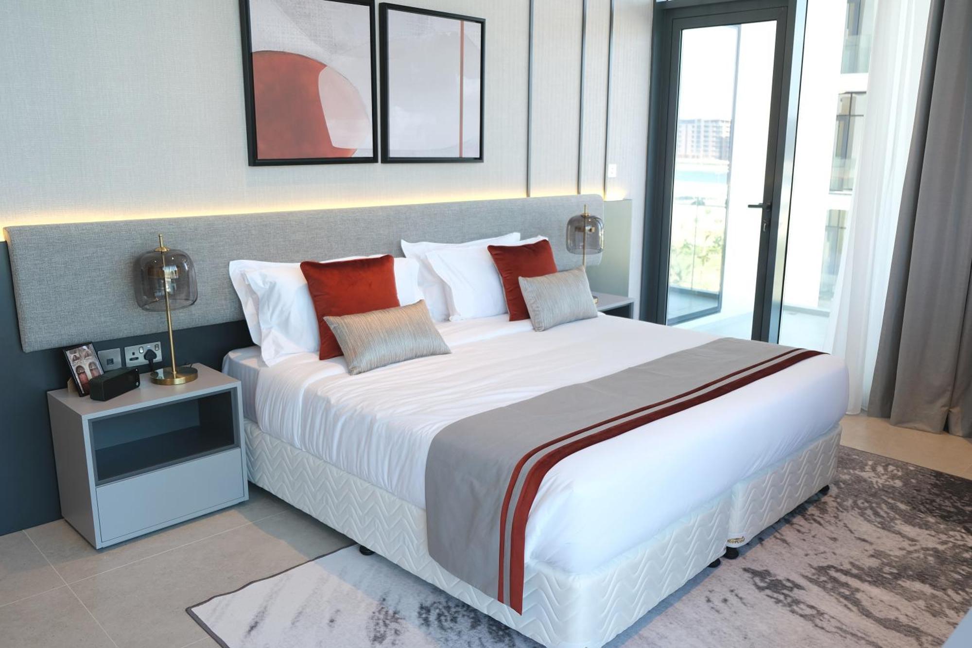 מלון מנאמה Charthouse Bahrain מראה חיצוני תמונה A bedroom at the hotel