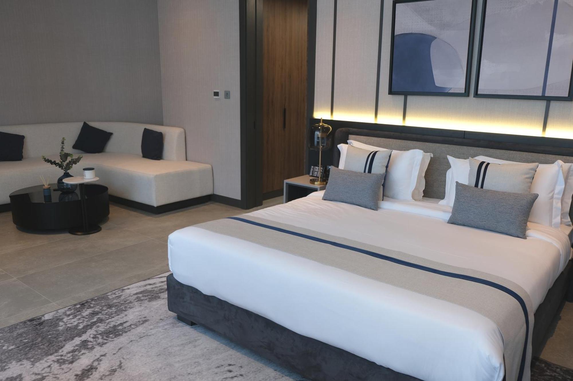 מלון מנאמה Charthouse Bahrain מראה חיצוני תמונה Deluxe room
